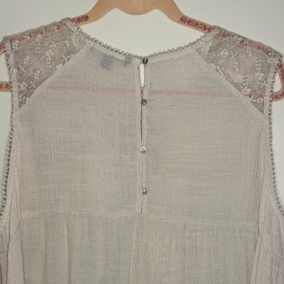 Zac & Rachel Women's Top - Picture 5 of 6